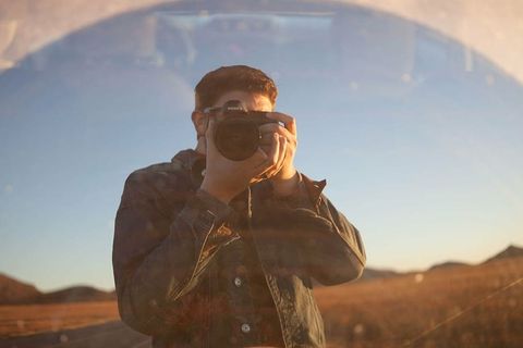 男子，拍摄，使用，相机，白天，手持，黑色，单反