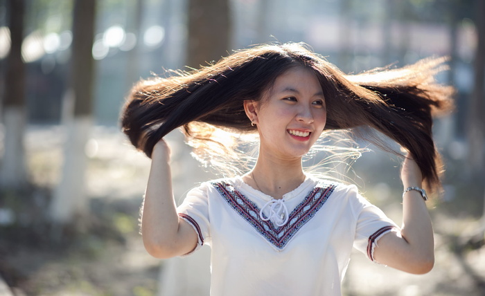 微笑女人的特写照片