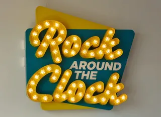 英国伯恩茅斯，博斯科姆码头，周围，文字，复古，时钟，标牌