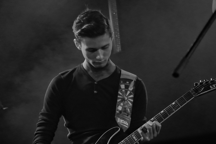 音乐，音乐家，表演者，表演，人，男人，男孩，乐器