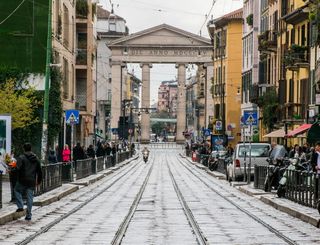 人，人，汽车，汽车，交通工具，行人，路径