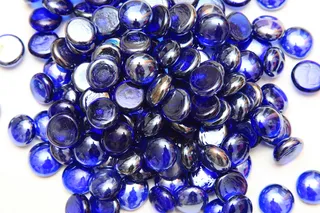 玻璃块、对比、麻瓜石、白花缎、蓝色、大型物体、静物、特写