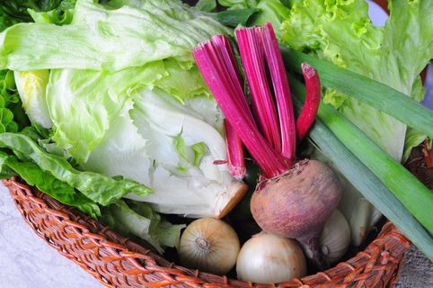 沙拉、蔬菜、膳食、蔬菜、食品和饮料、食品、健康饮食、新鲜度