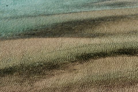 棕色织物，腐败的屏幕，印象派，涟漪，涟漪，沙子，水，纹理