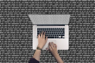 person、using、macbook air、Binary、Hands、Keyboard、Tap、Enter