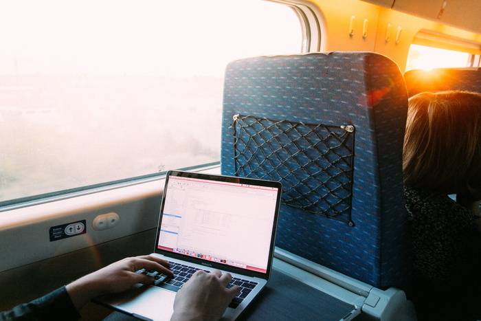 葡萄牙、里斯本、企业家、onthego、motion、hands、screen、keyboard