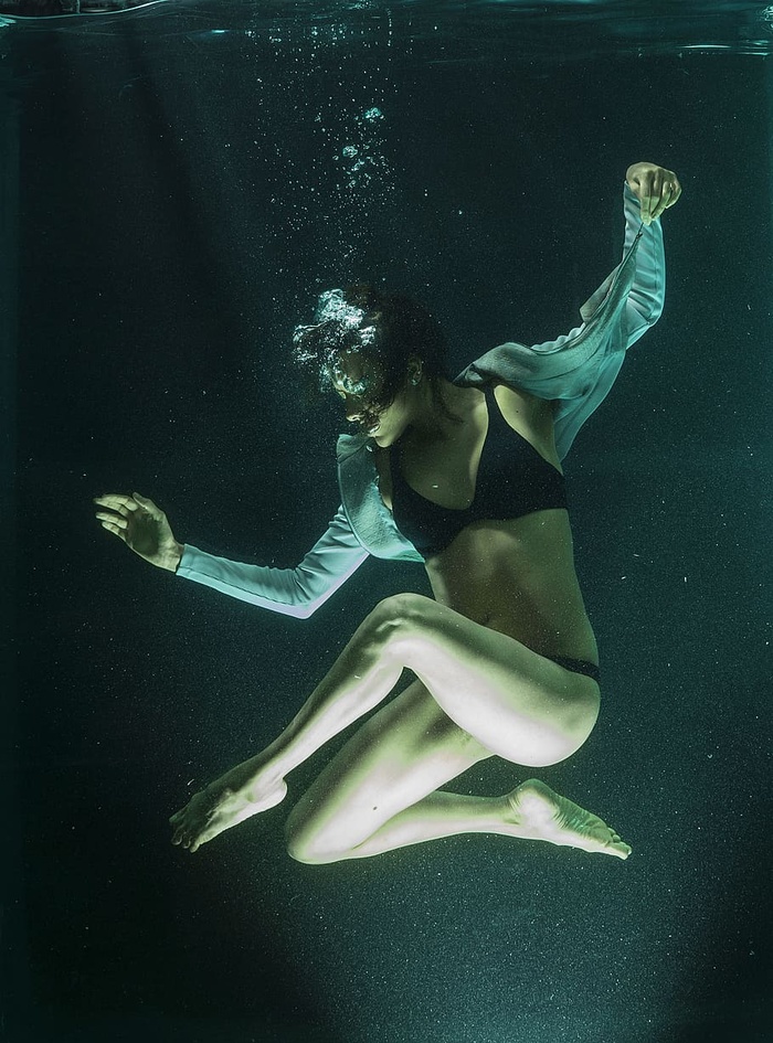 水下女性摄影