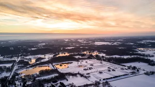 白云下雪域航空摄影黄金时段摄影