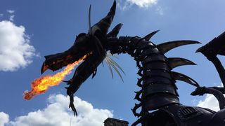 户外、龙、迪士尼、华特迪士尼世界、奇幻节、游行、火、天空