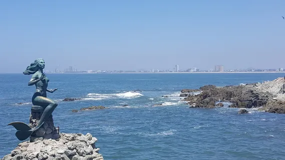 灰色,美人鱼雕像,小岛,墨西哥马萨特兰,美人鱼雕塑,海景,海岸线,旅游目的地 灰色,美人鱼雕像,小岛,墨西哥马萨特兰,美人鱼雕塑,海景,海岸线,旅游目的地