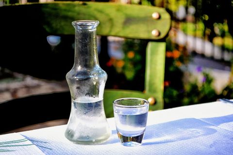 shot，alcool，greek，ouzo，greece，桌子，瓶子，玻璃