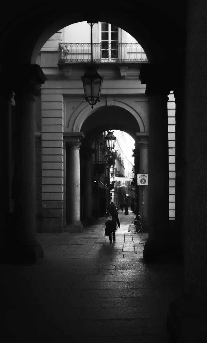 黑白、城市、街道、女人、背后、对比、道路、街道摄影