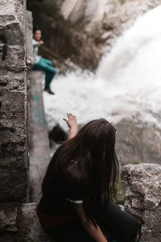 废墟、手、夫妇、城市、涂鸦、废弃、瀑布、水