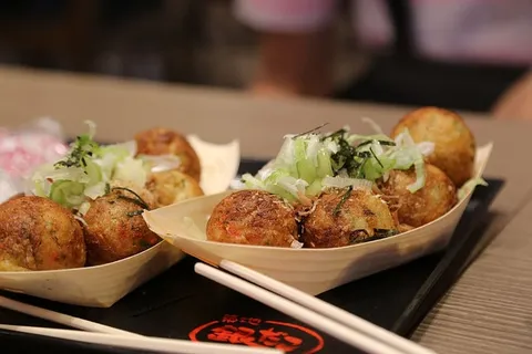 选择性,聚焦摄影,碗,食物,Takoyaki,球,食物和饮料,即食 选择性,聚焦摄影,碗,食物,Takoyaki,球,食物和饮料,即食