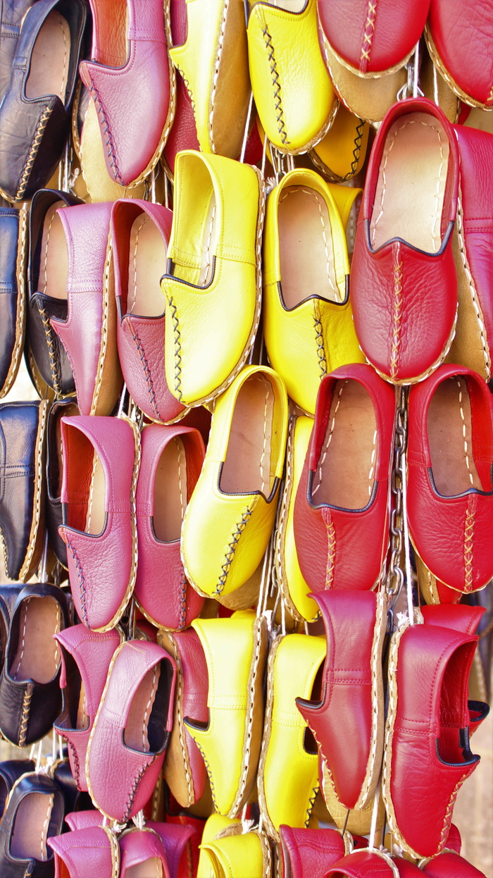 墙纸、颜色、鞋子、全画框、背景、无人、多色、静物