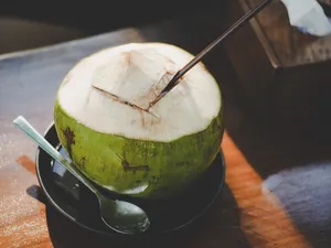 新鲜椰子
