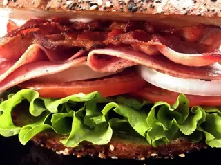 火腿，番茄，菠菜汉堡，三明治，汉堡包，汉堡，快餐，美国