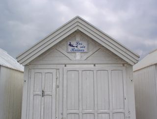 灰色时间、客舱、海滩、警报器、云天、建筑、建筑结构、通信