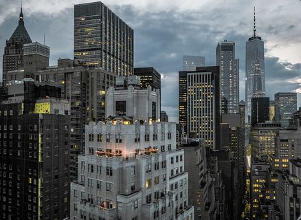纽约，纽约，纽约市，金融区，建筑，夜晚，日落，灯光