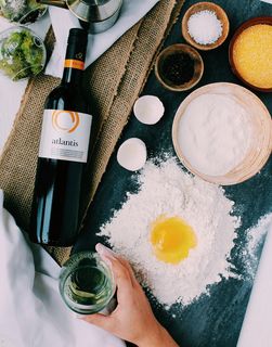 亚特兰蒂斯瓶，白色，面团，蛋黄，美食，奢华，昂贵，开胃菜