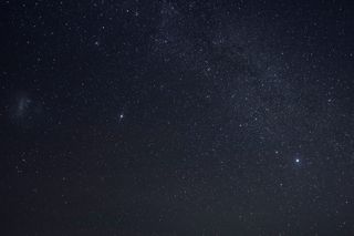 天空中的星星，繁星点点的夜晚，天空，夜晚，星星，黑暗，繁星点点的，航天飞机