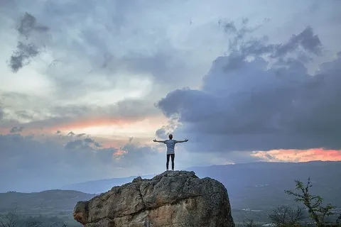 人,顶,灰色,岩层,人,岩石,巨石,顶视图 人,顶,灰色,岩层,人,岩石,巨石,顶视图
