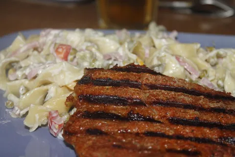 意大利面沙拉，肉，烤，食物，烤，肉排，吃，烹饪