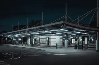 白色混凝土结构