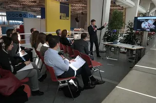 人，坐，椅子，演讲，讲师，人，职业，工作