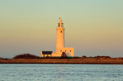 majak，海洋，水，灯塔，海洋，海岸线，灯塔