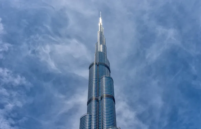 阿拉伯联合酋长国、迪拜、哈里发塔、塔楼、建筑、云、哈里发塔、天空