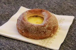 面包、早餐、蛋糕、甜食、奶油、奶油冻、美味