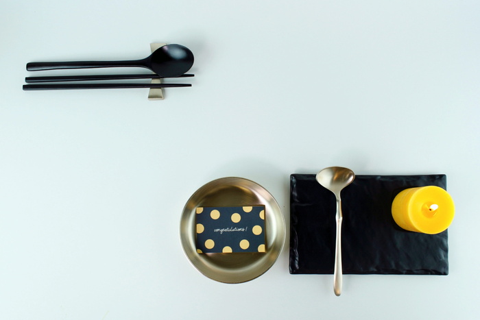 禅宗，青铜器，厨房用具，盘子，勺子，简单，室内，正上方