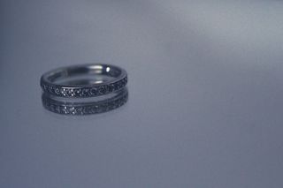 珠宝、室内、戒指、复制空间、特写、工作室拍摄、无人、钻石-宝石