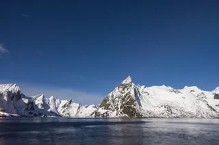 白雪覆盖，山，旁边，海洋，白天，雪，露珠，蓝色