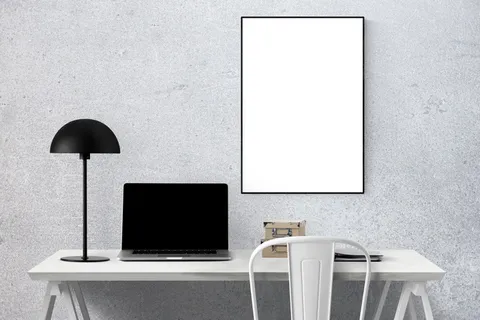 macbook、pro、白色、木制、桌子、实体模型、墙壁、海报 macbook、pro、白色、木制、桌子、实体模型、墙壁、海报