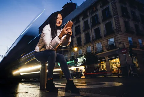 延时照片、女性、坐着、街头邮报、黑色星期五、反馈、互联网、购买 延时照片、女性、坐着、街头邮报、黑色星期五、反馈、互联网、购买