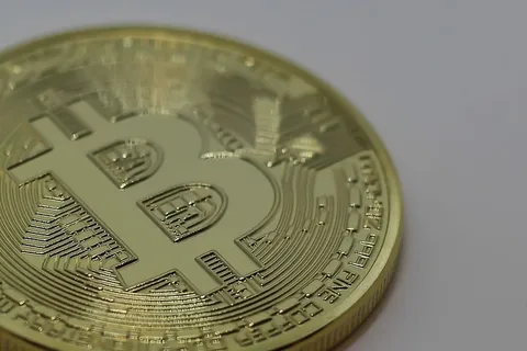 比特币、加密货币、货币、金融、货币、财富、硬币、摄影棚拍摄 比特币、加密货币、货币、金融、货币、财富、硬币、摄影棚拍摄