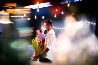 跳舞的男人和女人