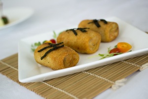 三，面包，白面包，盘子，奶酪，填充，食物