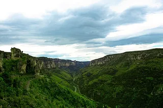 法国，拉马莱纳，霍尔图斯*，河流，河边，颜色，绿色，蓝色
