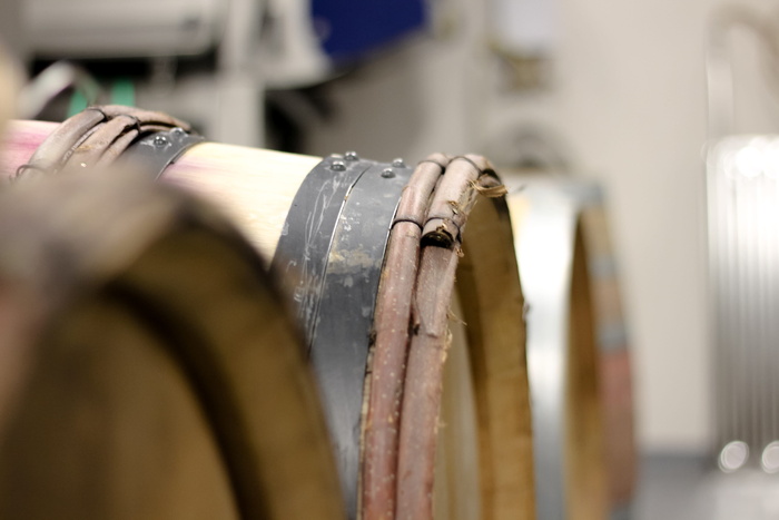 酒桶，选择性聚焦，特写，室内，工业，无人，聚焦前景，商业