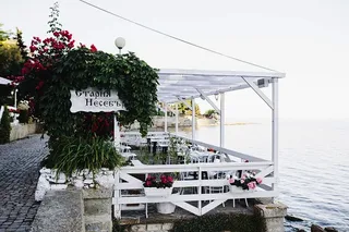 保加利亚尼斯巴尔老城的餐馆