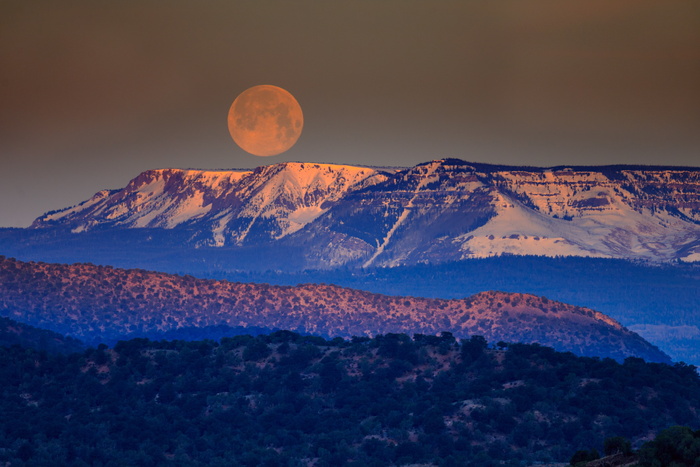 雪盖山，月亮照片，山，高地，云，天空，顶峰，山脊
