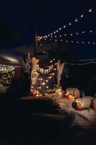 灯光、人、人、夜生活、人群、节日、火灾、秋天