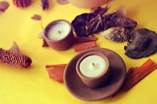 陶土烛台上的蜡烛#2