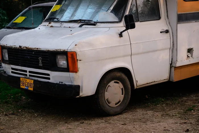 白色货车，货车，运输，车辆，卡车，汽车，车轮，机器