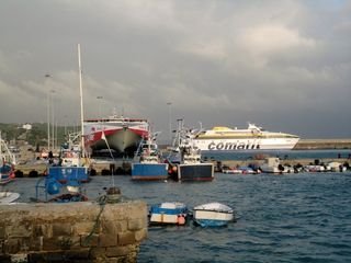 港口，港口城市，西班牙，西班牙南部，安达卢西亚，塔里法，船只，水