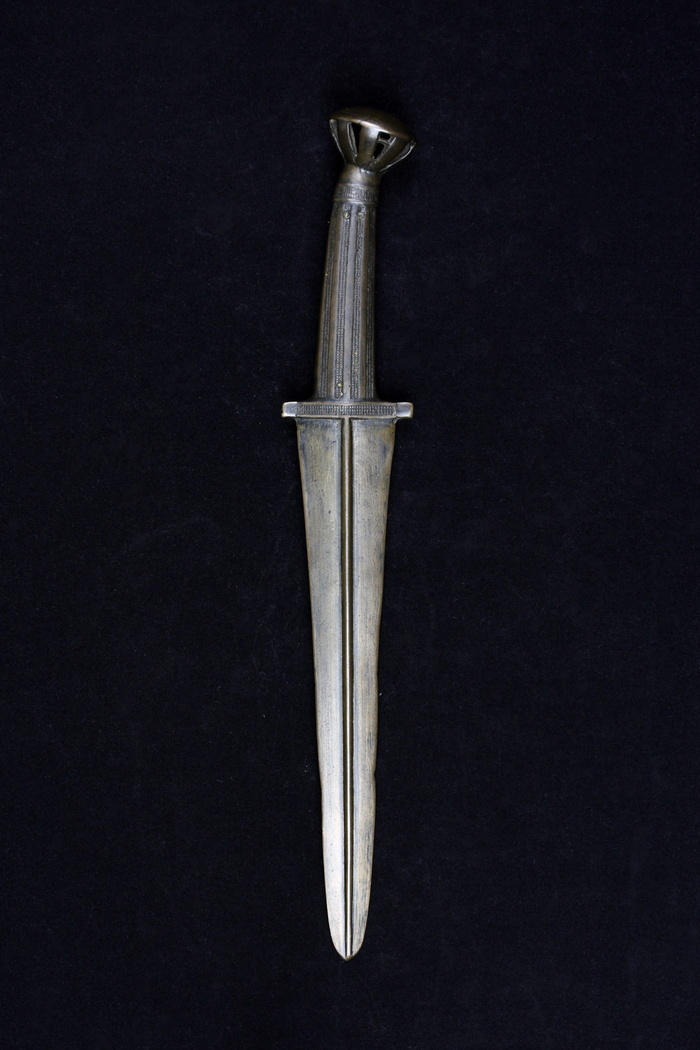 刀，武器，剑，匕首，钢，黑色背景，静物，摄影棚拍摄