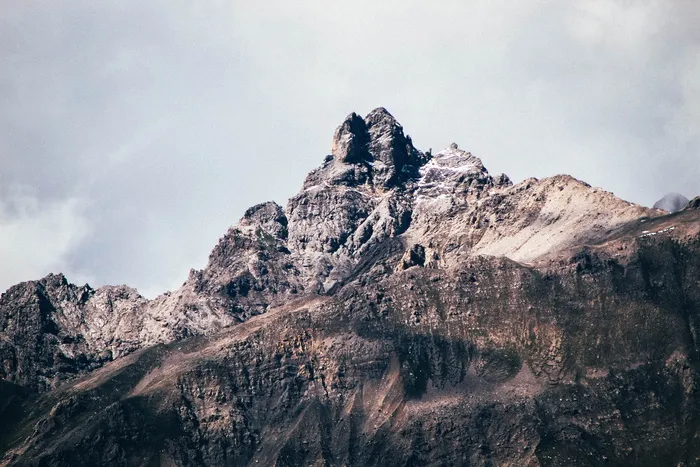 云天下的山体虫眼摄影